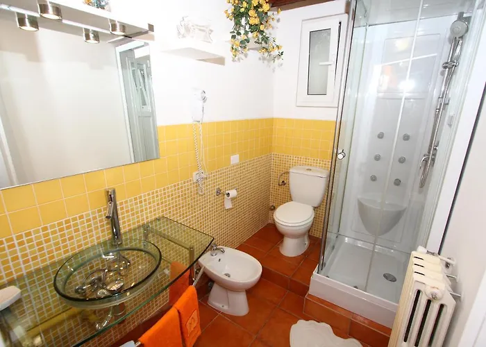 Bed & Breakfast Palazzo Scaraggi Il Solito Posto